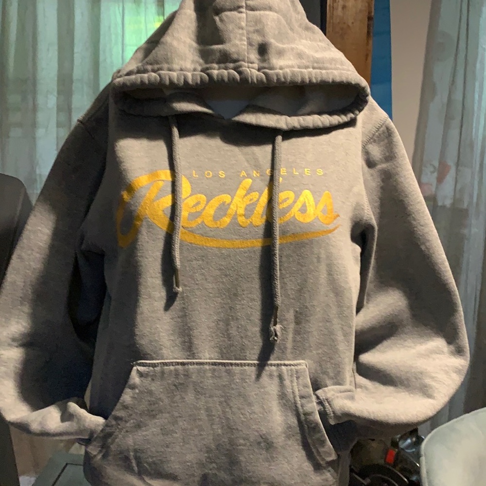 Young and Reckless Y&R hoodie size S